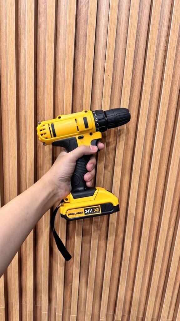 • شنيور لاسلكى ببطاريتين 24 فولت 33 قطعة - الصورة 3